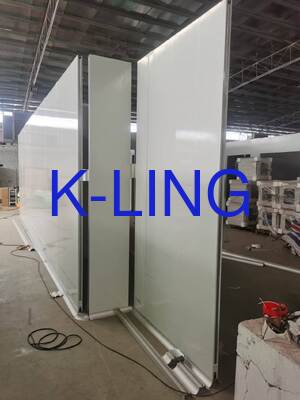 โซลูชันคลีนรูมแบบโมดูลาร์แผงแซนด์วิชสีเทาขาวติดตั้งแบบตั้งพื้น PVC ป้องกันไฟฟ้าสถิต